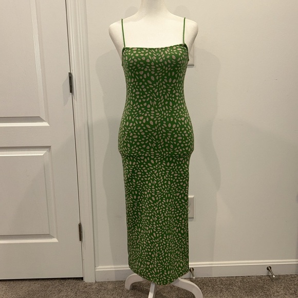 Zara Jacquard Dress, Size Medium - Picture 2 of 7
